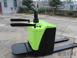 乐鱼在线登录入口提醒：电瓶搬运车的日常维护